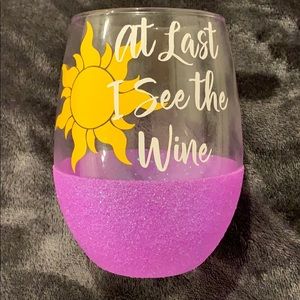 Handmade Disney’s Tangled ✨Inspo✨ Wine Glass